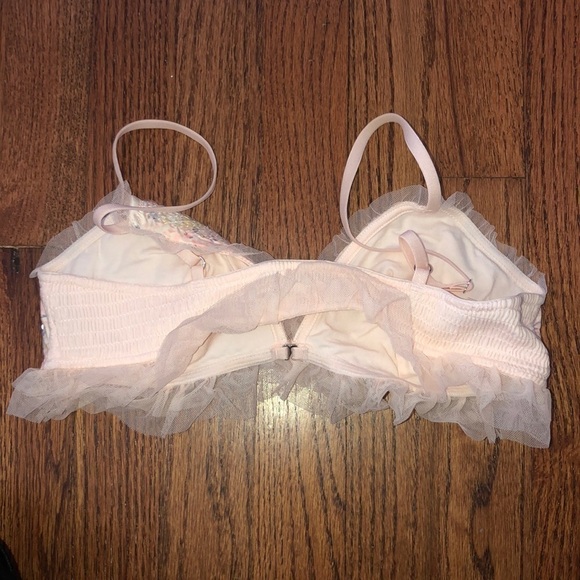 Victoria’s Secret Bralette - Picture 5 of 8